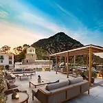 Radisson Collection Hotel, Bodrum 酒店 阿克亚拉尔