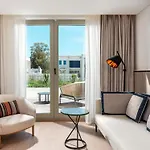 Radisson Collection Hotel, Bodrum 5* アキアーラ