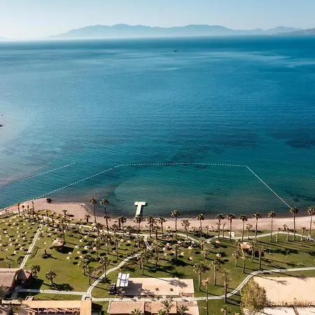 מלון Radisson Collection Hotel, Bodrum 5*