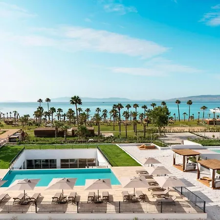 ホテル Radisson Collection Hotel, Bodrum 5*
