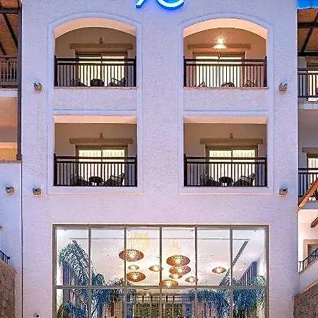 Szálloda Radisson Collection Hotel, Bodrum 5*