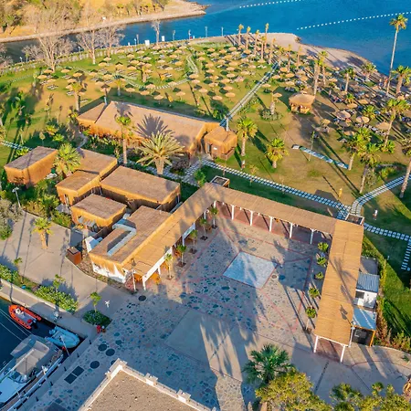 Radisson Collection Hotel, Bodrum ホテル 5*