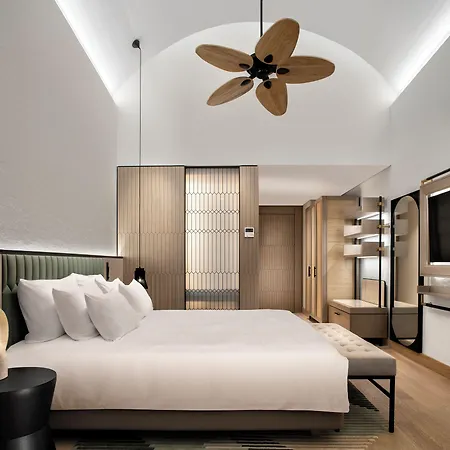 Radisson Collection Hotel, Bodrum 5* アキアーラ