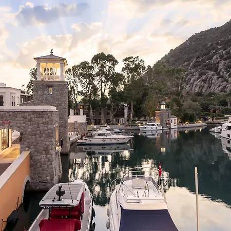 Radisson Collection Hotel, Bodrum アキアーラ